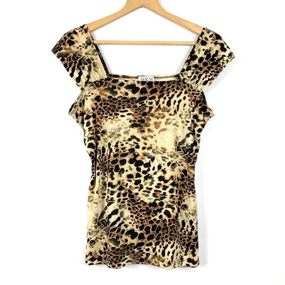 Cheetah Print Sleeveless Top - Picture 5 of 10